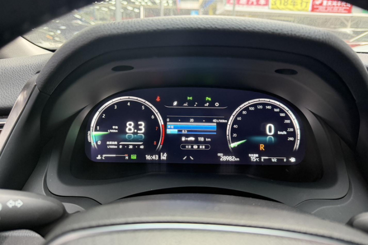 丰田 凯美瑞 2023款 2.5G 豪华版中控内饰15