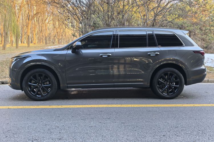 理想汽车 理想ONE 2021款 增程6座版车身外观6006