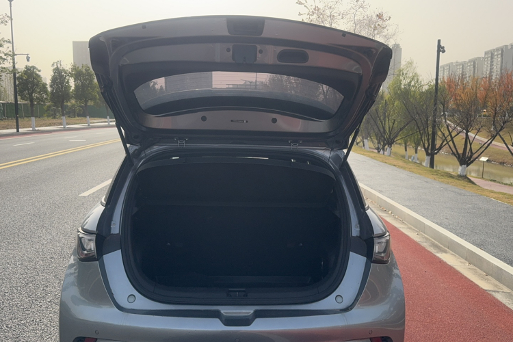 比亚迪 海豚 2021款 405km 时尚版局部细节23