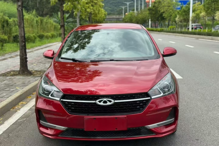 奇瑞 艾瑞泽5 2019款 改款PRO 1.5L CVT青春版 国VI车身外观6005