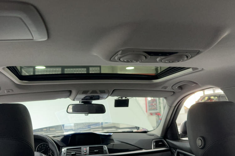 宝马3系 2016款 320Li 时尚型局部细节22