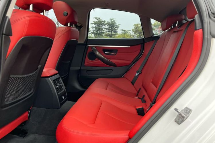 宝马4系 2014款 420i Gran Coupe 运动设计套装中控内饰7006