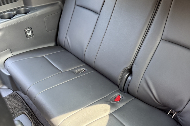 丰田 皇冠陆放 2022款 2.5L HEV两驱精英版中控内饰7005