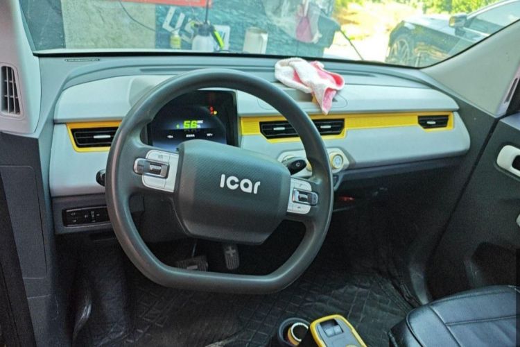 奇瑞新能源 QQ冰淇淋 2022款 170km 圣代 磷酸铁锂中控内饰7001