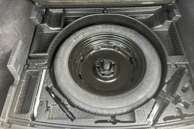 大众 途观L 2018款 380TSI 自动四驱豪华版局部细节9002