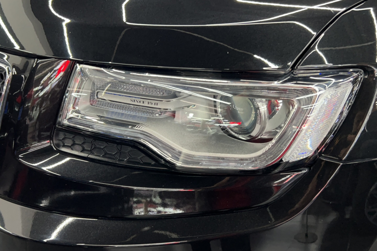 Jeep 大切诺基(进口) 2015款 3.6L 豪华导航版车身外观6006