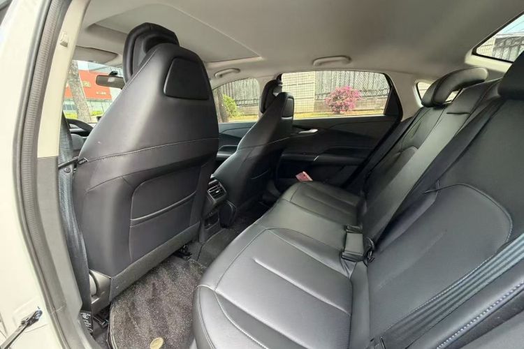 长安 逸动 2025款 蓝鲸 1.5T 500Bar尊贵型中控内饰7002