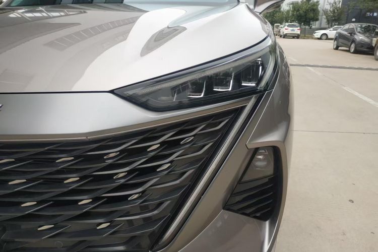 荣威RX9 2023款 2.0T 两驱优享版车身外观6007