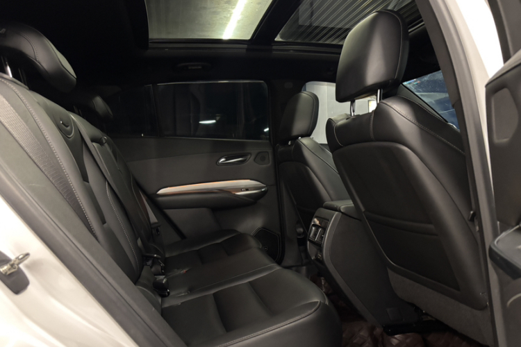 凯迪拉克XT4 2018款 28T 两驱领先型中控内饰7014