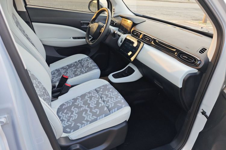 零跑汽车 零跑T03 2022款 星钻版中控内饰7003