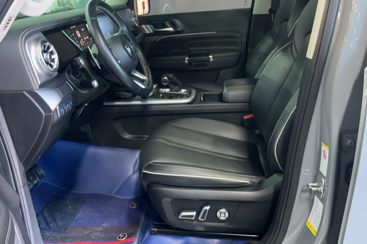 坦克300 2021款 越野版 2.0T 征服者局部细节19