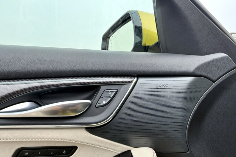 凯迪拉克CT5 2024款 28T 铂金型中控内饰7006