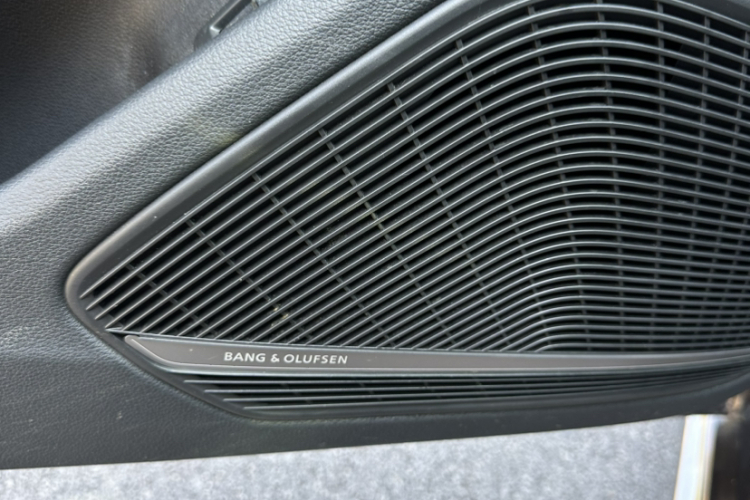 奥迪A4L 2017款 45 TFSI quattro 风尚型中控内饰7007