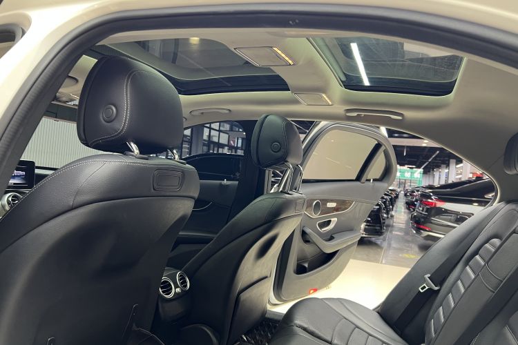 奔驰C级 2016款 C 200 L中控内饰7010