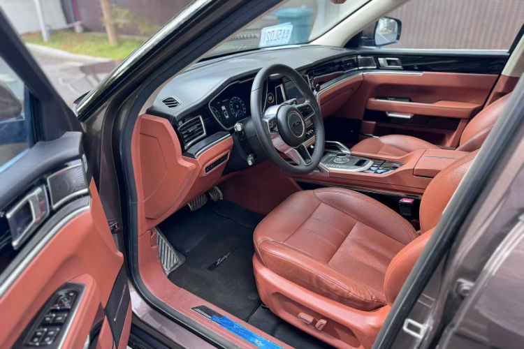 众泰T700 2017款 1.8T 双离合尊贵型中控内饰7002