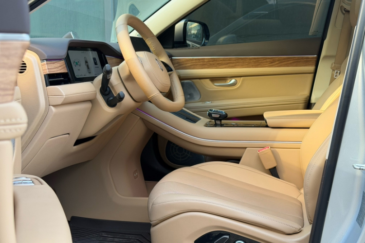 鸿蒙智行 问界M7 2024款 1.5T 四驱Plus版 5座中控内饰7002