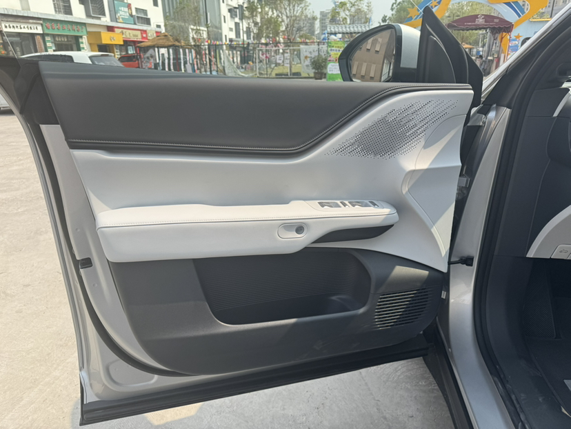 小鹏G6 2025款 625 长续航 Max 旗舰版