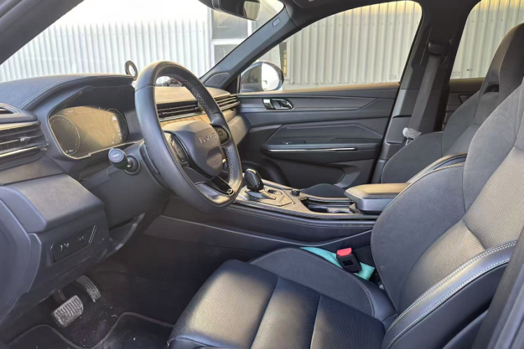 领克01 2021款 2.0TD 四驱暗夜版车身外观6006