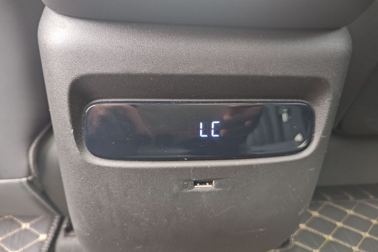 AION V 2024款 埃安霸王龙 650 激光雷达版中控内饰7008