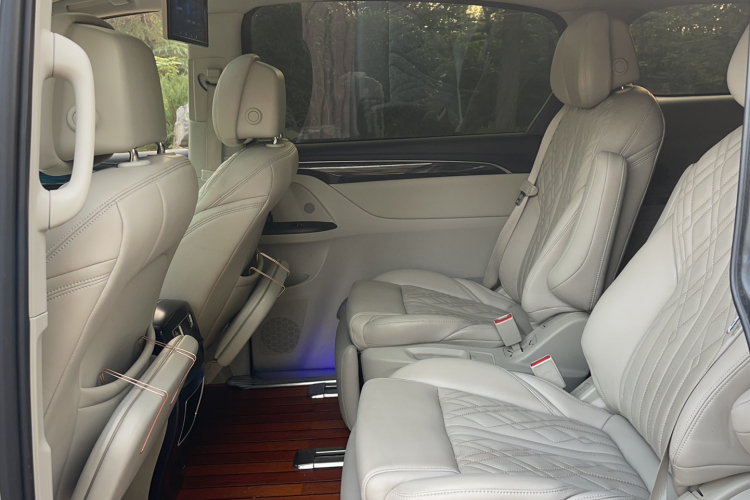 别克GL8 2020款 ES陆尊 653T 舒适型中控内饰7006