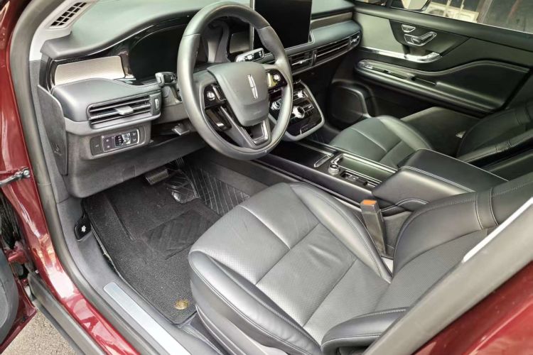 林肯 冒险家 2022款 2.0T 两驱尊雅版局部细节16