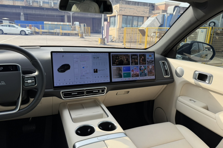 理想汽车 理想L7 2023款 Max局部细节9002