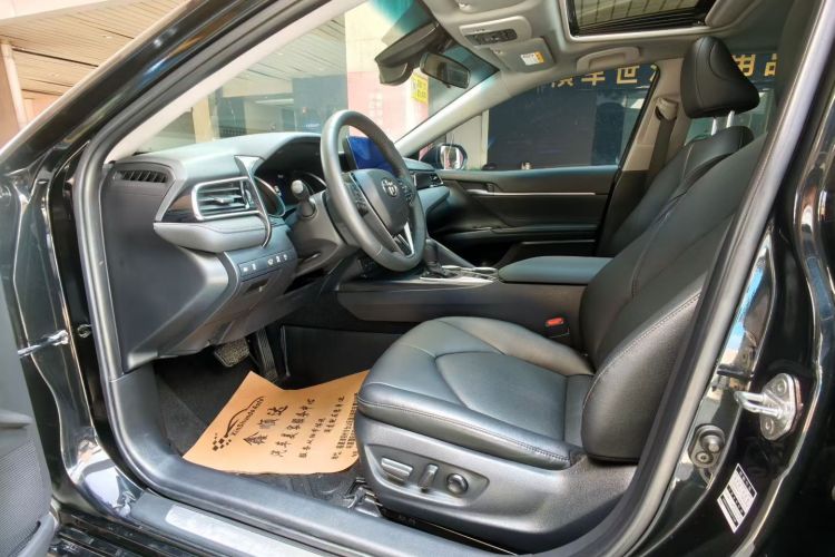 丰田 凯美瑞 2021款 2.0G 豪华版局部细节19