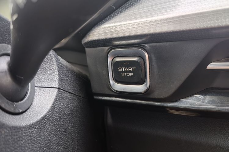 五菱汽车 五菱星辰 2021款 1.5T CVT星曜版中控内饰7008