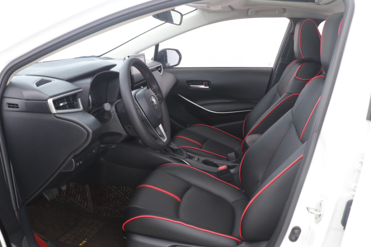 丰田 卡罗拉 2021款 双擎 1.8L E-CVT精英版中控内饰7005