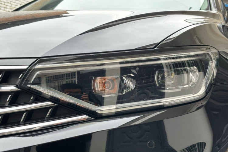 大众 迈腾 2023款 200万辆纪念版 330TSI DSG豪华型局部细节36