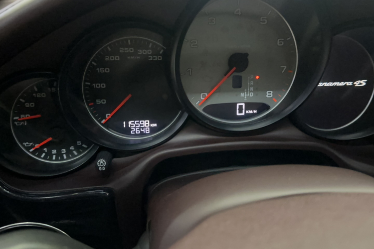 保时捷 2014款 Panamera 4S Executive 3.0T中控内饰15