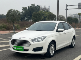 福特 福睿斯 2019款 改款 1.5L 手动质享型（胎压监测） 国VI