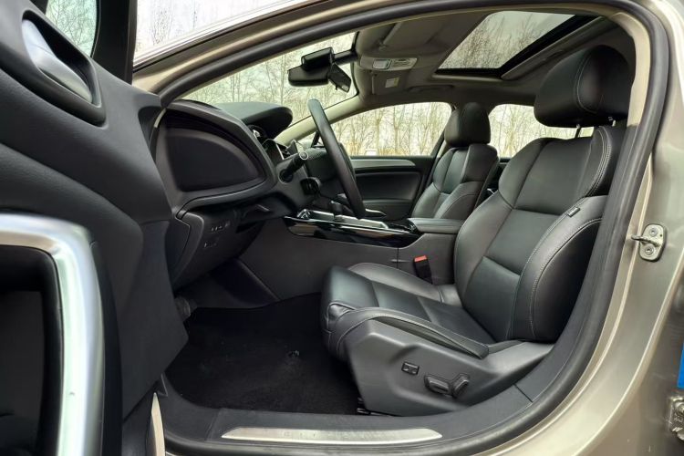 雪铁龙C5 2017款 350THP 自动豪华型中控内饰7004