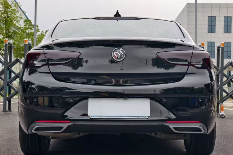 别克 君威 2023款 552T 智享型车身外观6007