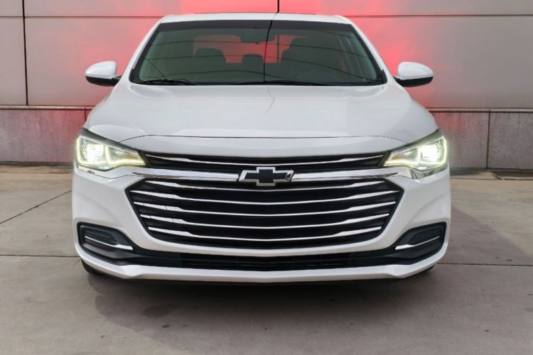 雪佛兰 科鲁泽 2022款 320 自动悦享天窗版车身外观6004