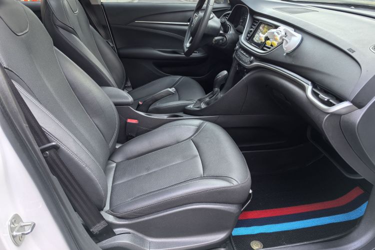 别克 英朗 2021款 改款 典范 1.5L 自动精英型局部细节41