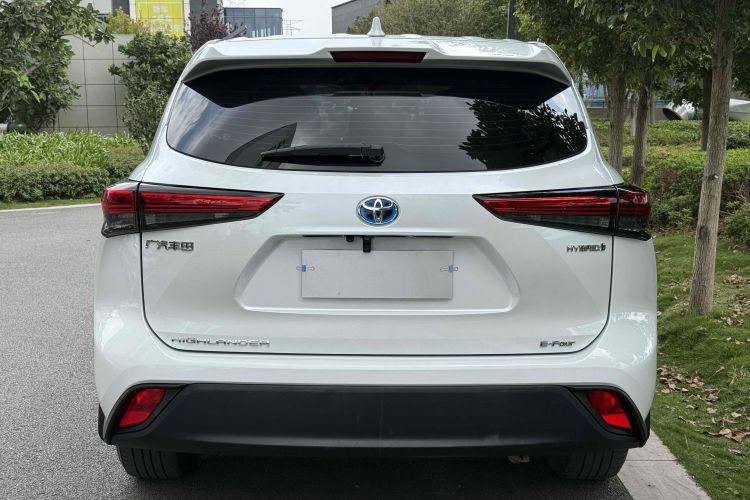 丰田 汉兰达 2022款 双擎 2.5L 四驱精英版 7座车身外观6005