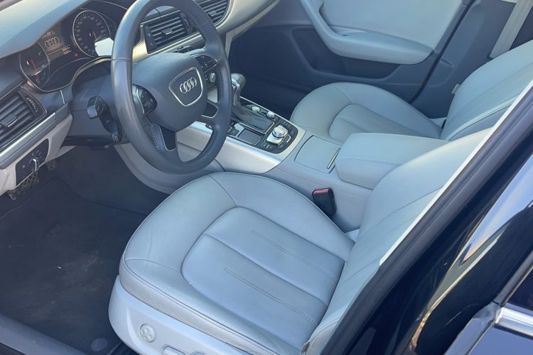 奥迪A6L 2014款 TFSI 标准型中控内饰7002