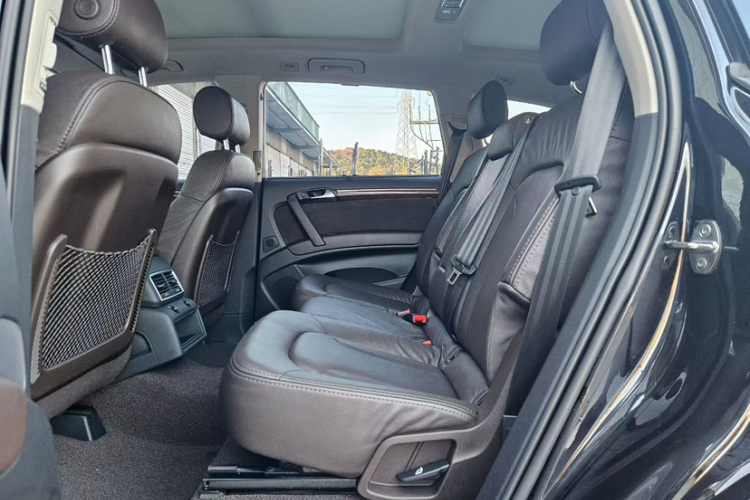 奥迪Q7 2014款 35 TFSI 进取型中控内饰7003