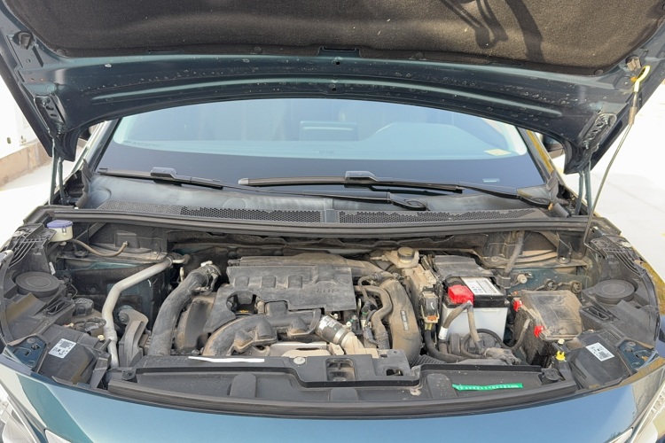 标致5008 2017款 350THP 7座精英版局部细节24