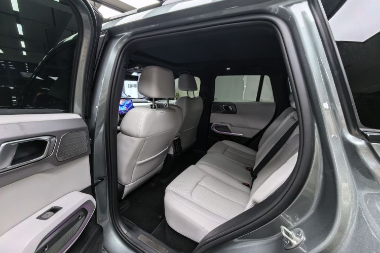 方程豹 钛3 2025款 501KM 四驱智驾Ultra版中控内饰7005