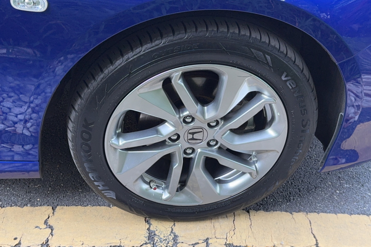 本田 雅阁 2018款 230TURBO 舒适版 国V车身外观6012