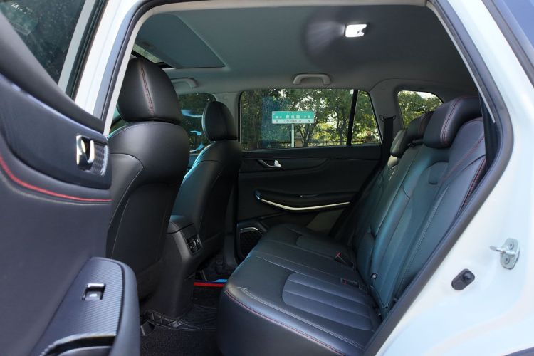 长安CS75 2021款 荣耀百万版 280T DCT豪华型中控内饰7006