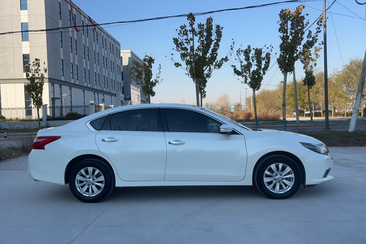 日产 天籁 2016款 改款 2.0L XL舒适版车身外观6003