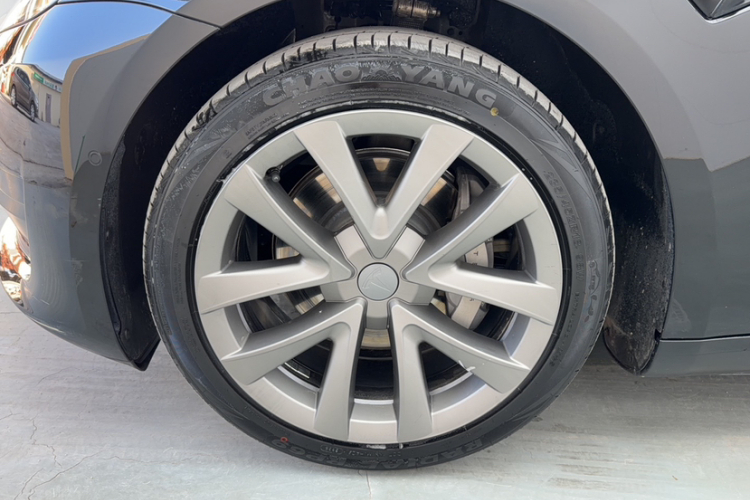 特斯拉 Model 3 2022款 后轮驱动版车身外观6003