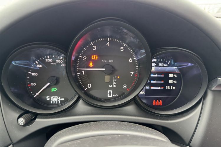 保时捷 2023款 Macan 2.0T中控内饰15