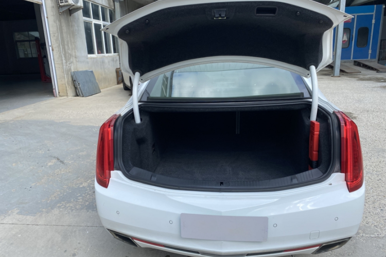 凯迪拉克XTS 2015款 28T 舒适型局部细节23