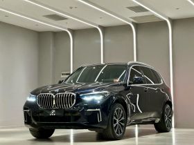 宝马X5 2022款 改款 xDrive 30Li 尊享型M运动套装