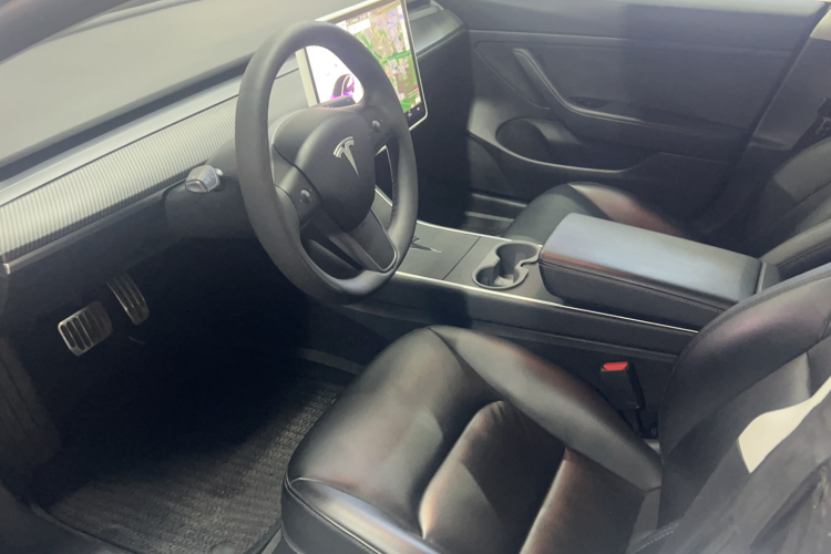 特斯拉 Model 3 2019款 标准续航后驱升级版中控内饰7001