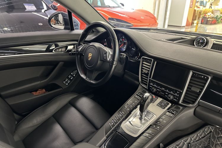 保时捷 2014款 Panamera S Executive 3.0T中控内饰7012